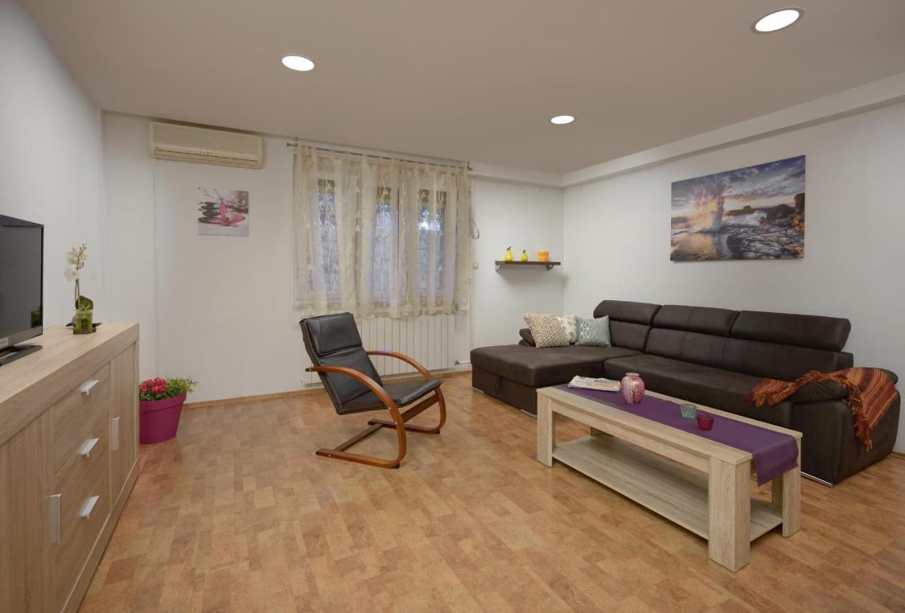 Apartment Tea Pula Extérieur photo